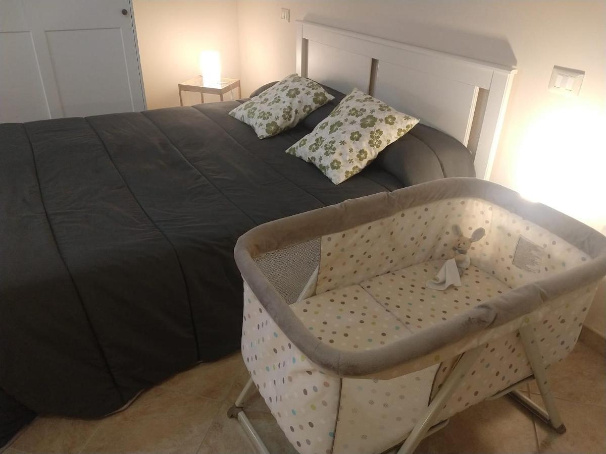 Cozy House Con Corte Privata In Centro Storico Aq ラクイラ エクステリア 写真
